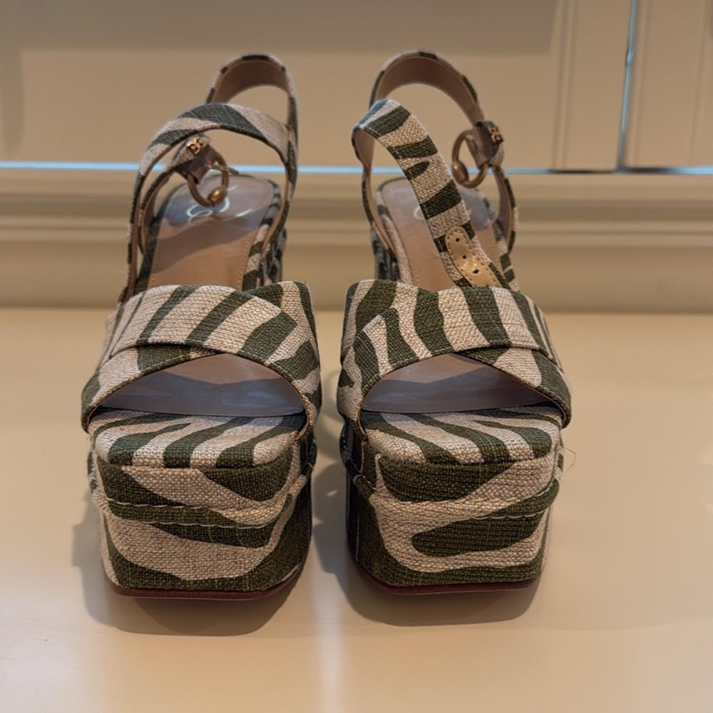 Sam Edelman Trianna Green Zebra Linen Platform Sandal - Picture 3 of 5